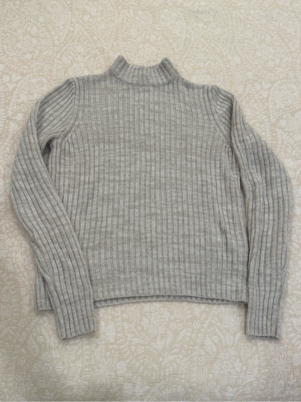 H&M Divided Gray Ribbed Mock Neck Sweater XS